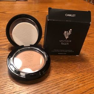 Younique Touch Pressed Powder Foundation - Camlet